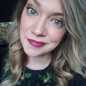 Meet your Posher, Alicia